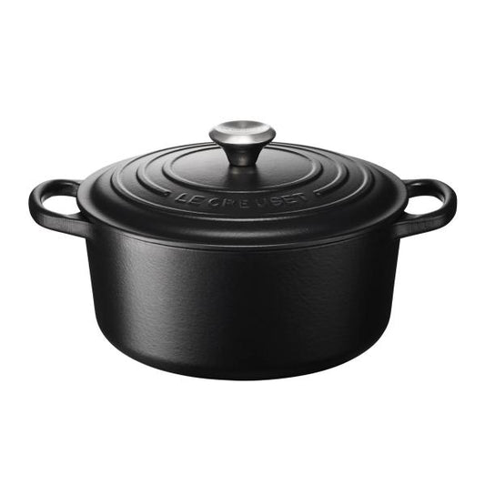 グローバルパッケージ シグニチャー ココット・ロンド 22cm マットブラック／LE CREUSET（ル・クルーゼ）
