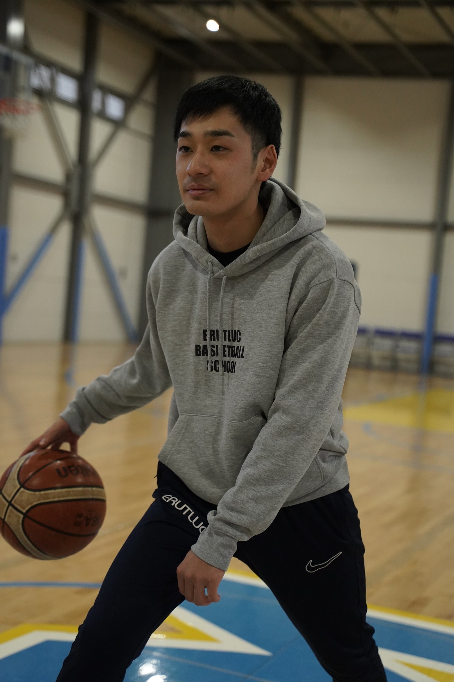 SCHOOLロゴ パーカー