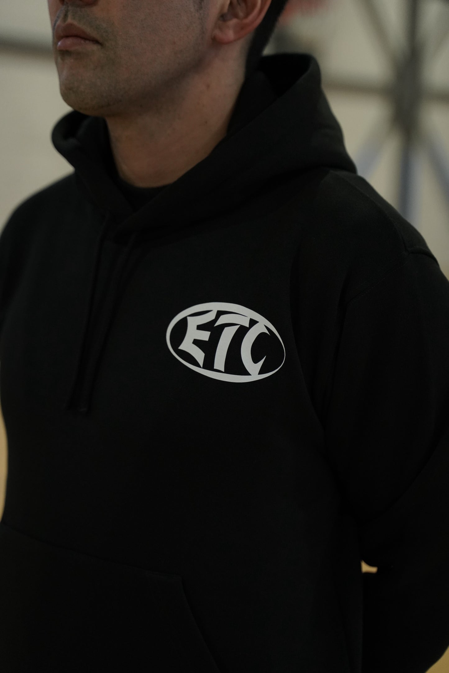 オーバルロゴ パーカー