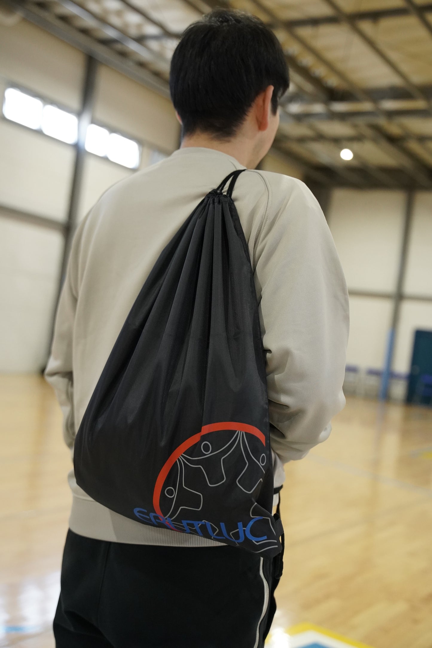 ERUTLUCロゴ ナップサック