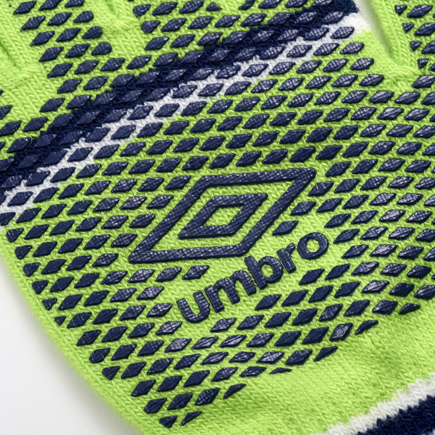 ジュニアニットグローブ／umbro（アンブロ）