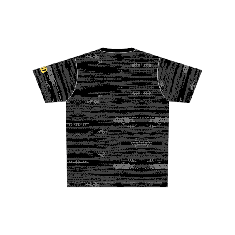 ERUTLUC シグニチャーTシャツ／グラフィックA