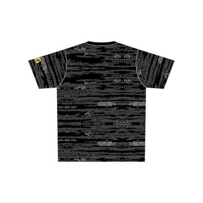 ERUTLUC シグニチャーTシャツ／グラフィックA