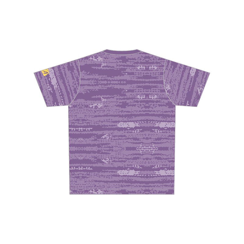 ERUTLUC シグニチャーTシャツ／グラフィックA