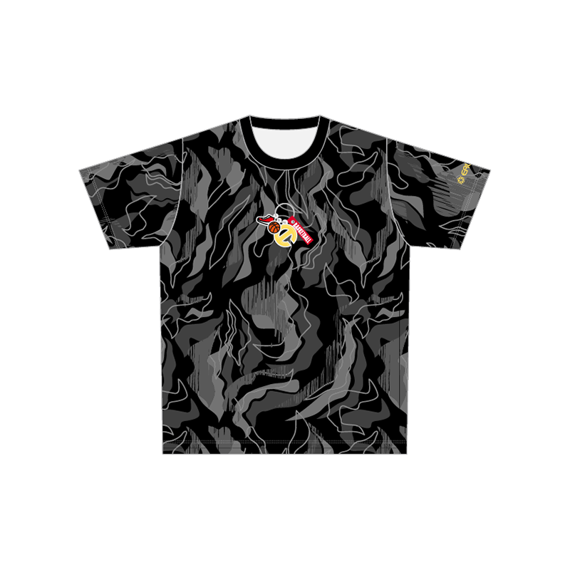 ERUTLUC シグニチャーTシャツ／グラフィックB