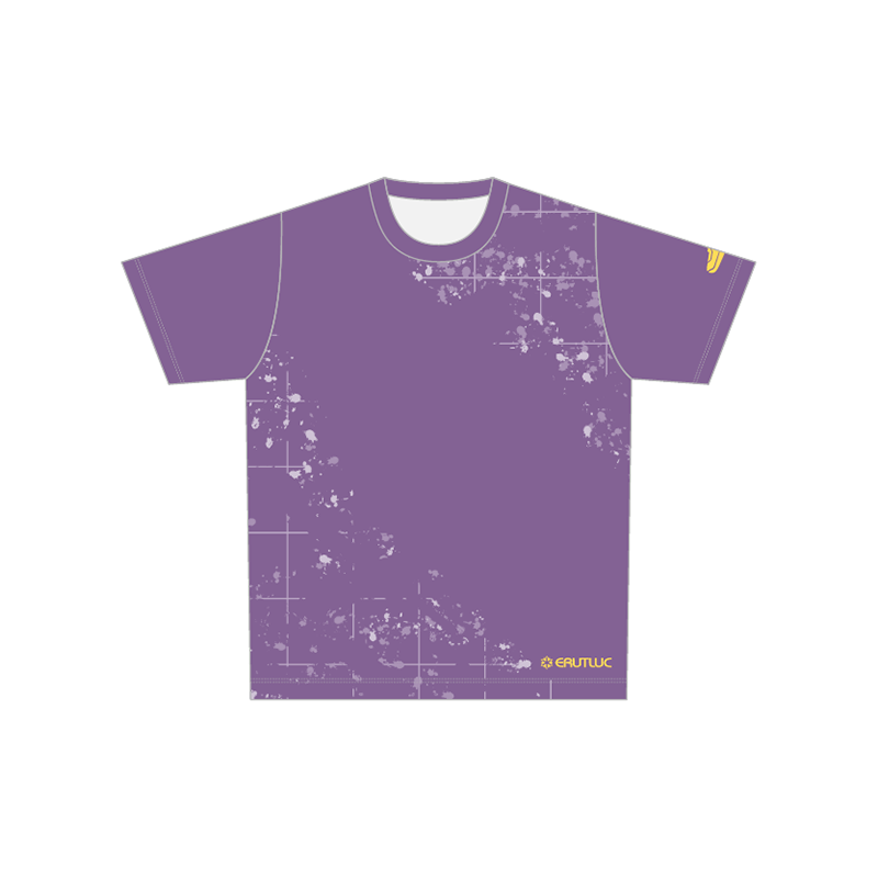 ERUTLUC シグニチャーTシャツ／グラフィックC