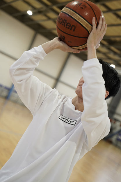 レクタングルロゴ ロングスリーブTシャツ