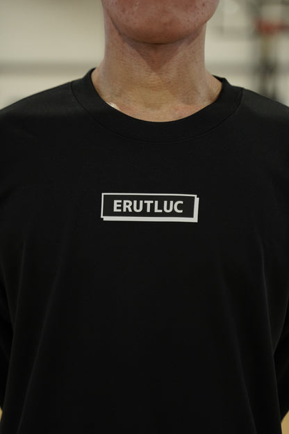 レクタングルロゴ ロングスリーブTシャツ