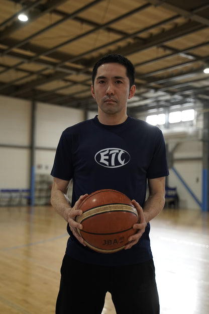 オーバルロゴ Tシャツ