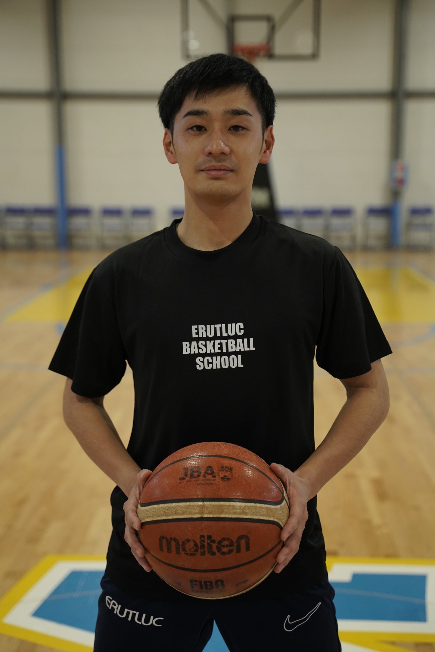 SCHOOLロゴ Tシャツ