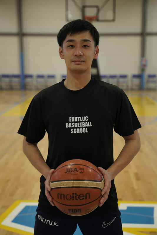 SCHOOLロゴ Tシャツ