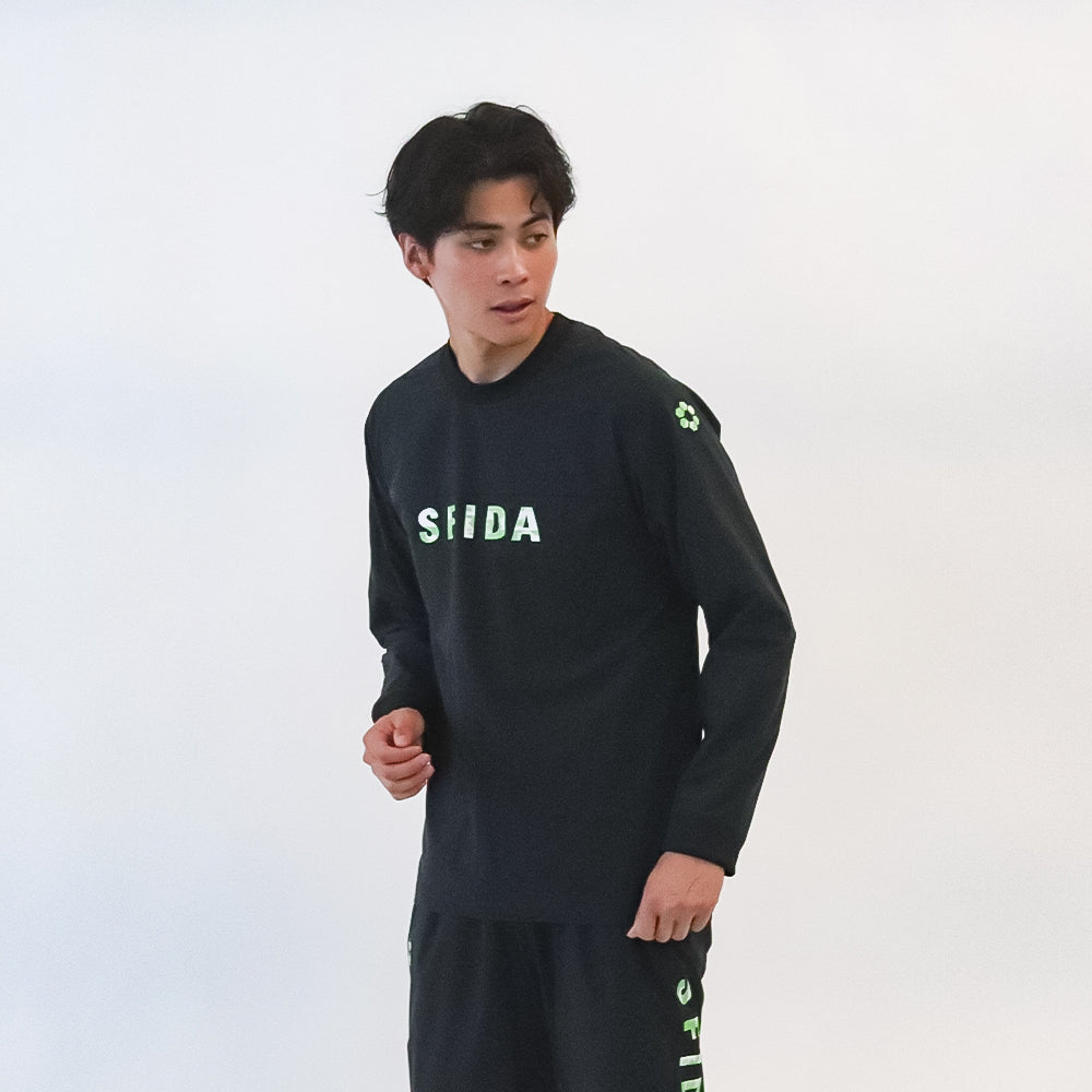 裏メッシュストレッチウインドクルートップ／SFIDA（スフィーダ）