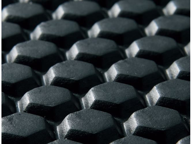 屋外用トレーニングマット／トーエイライト