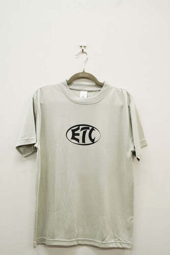 オーバルロゴ Tシャツ